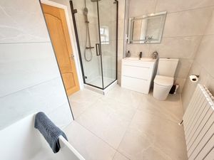 Barnwood Little Sutton